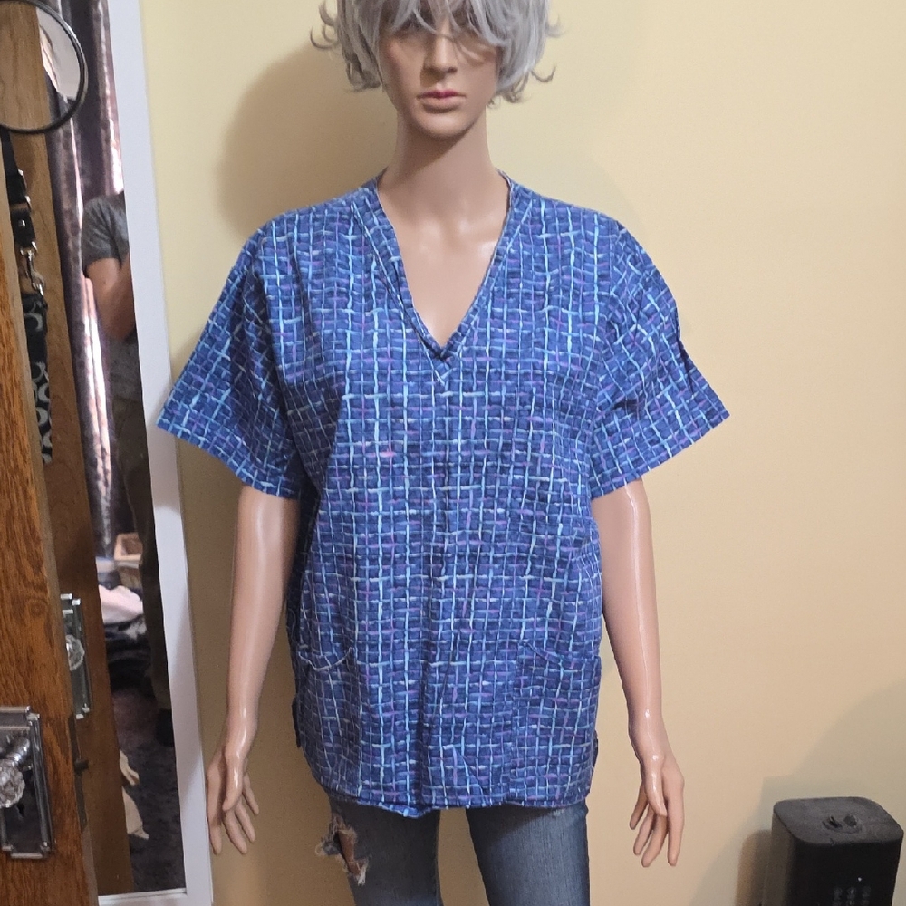 Blue Patterned V-Neck Scrub Top